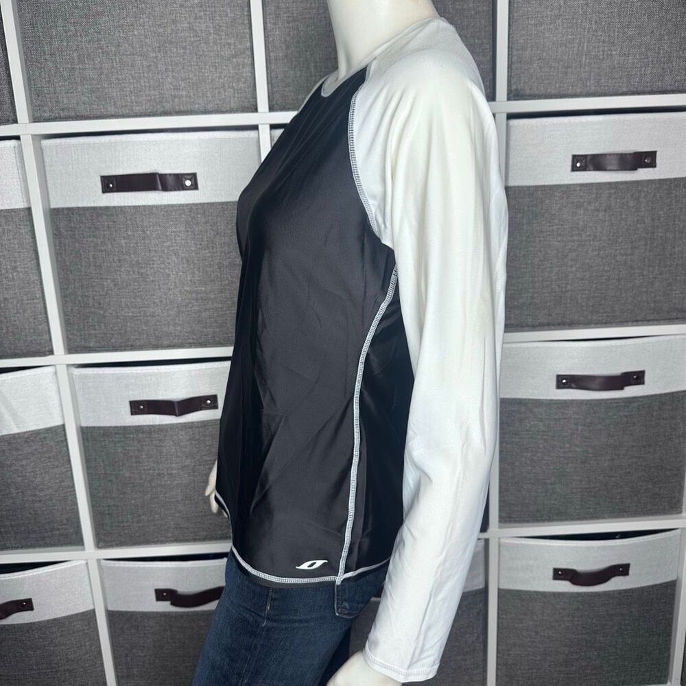 Oxide Long Sleeve Rash Guard Size Medium - Picture 6 of 9